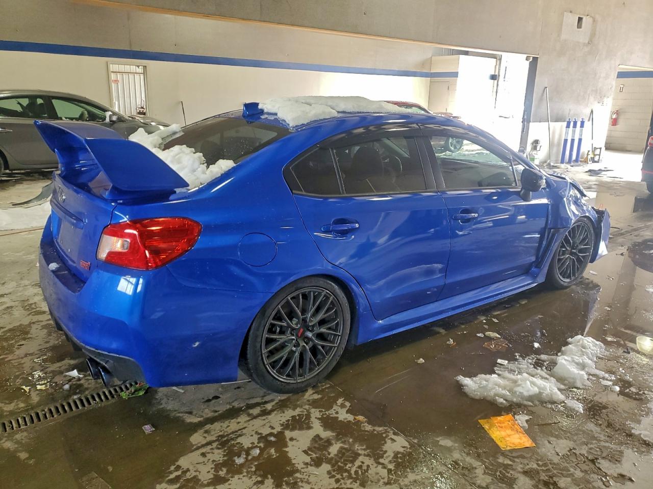 2015 SUBARU WRX STI photo 3