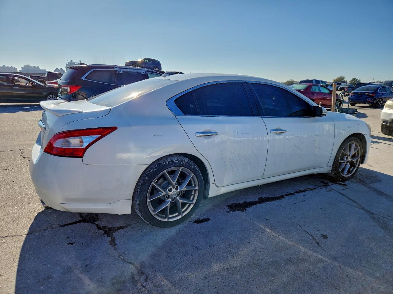 2011 NISSAN MAXIMA S photo 3