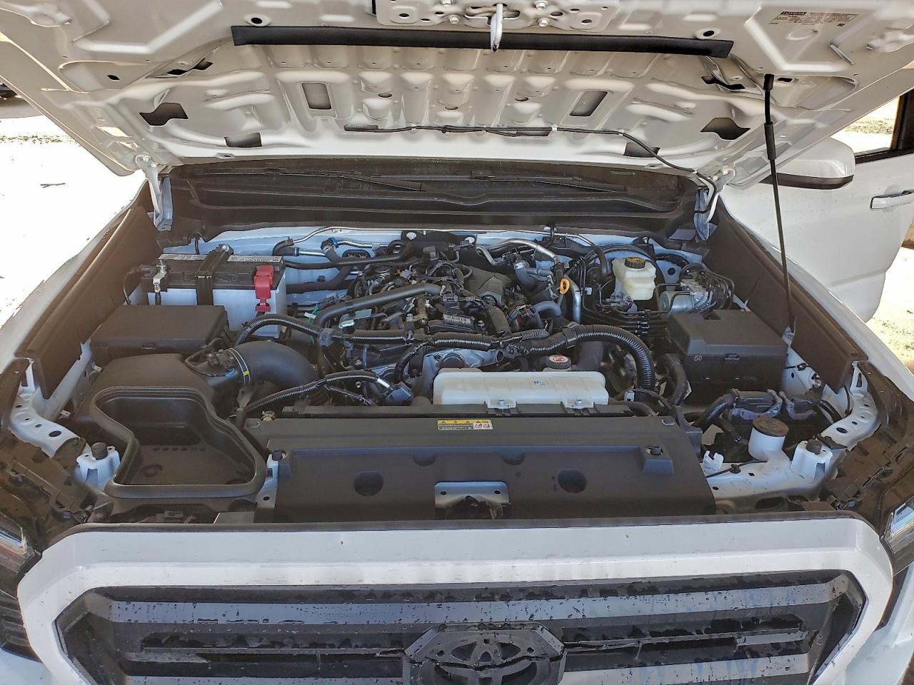 2025 TOYOTA TACOMA DOUBLE CAB photo 11