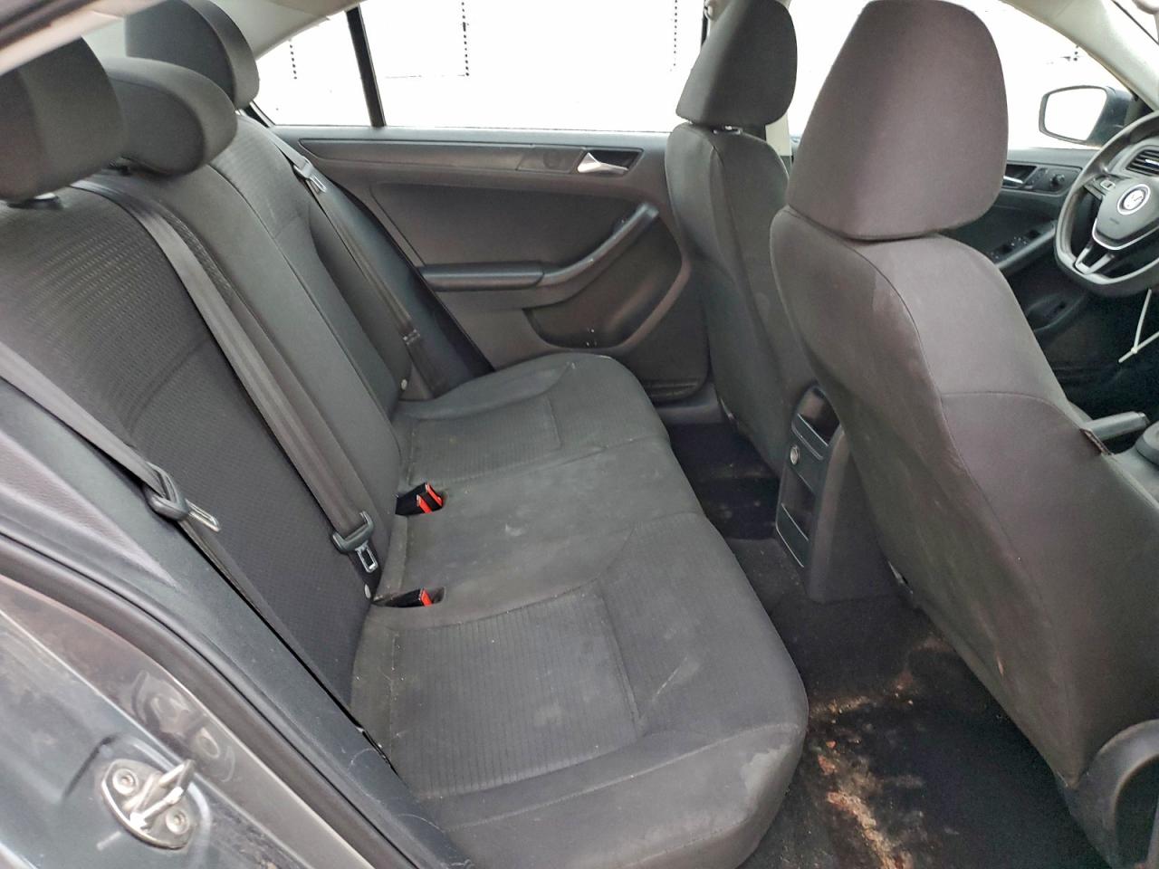 2015 VOLKSWAGEN JETTA BASE photo 19