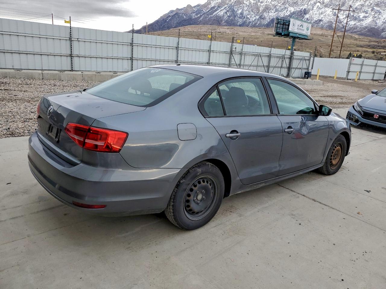 2015 VOLKSWAGEN JETTA BASE photo 5