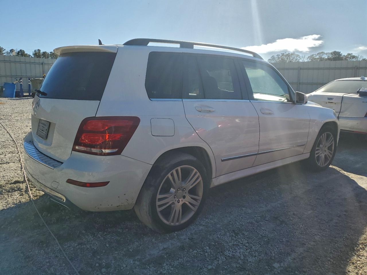 2015 MERCEDES-BENZ GLK 350 photo 3