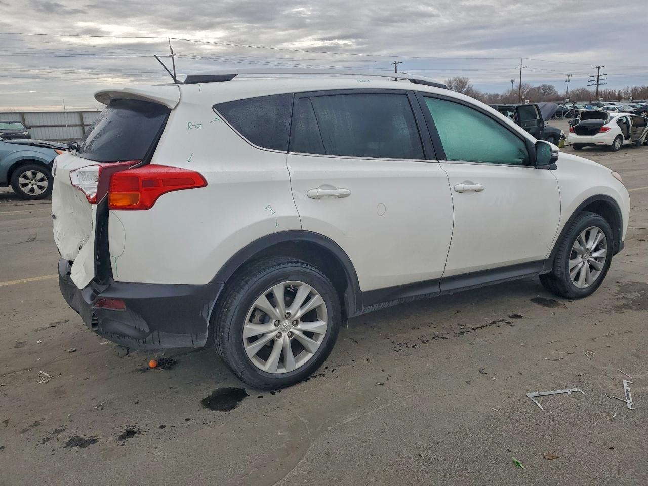 2013 TOYOTA RAV4 LIMITED photo 3