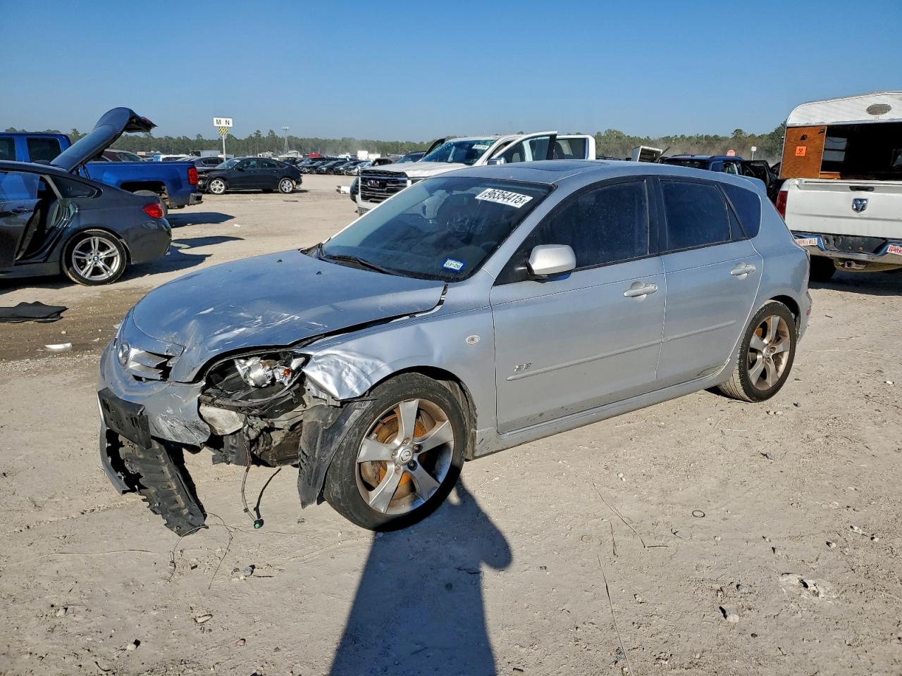 2005 MAZDA 3