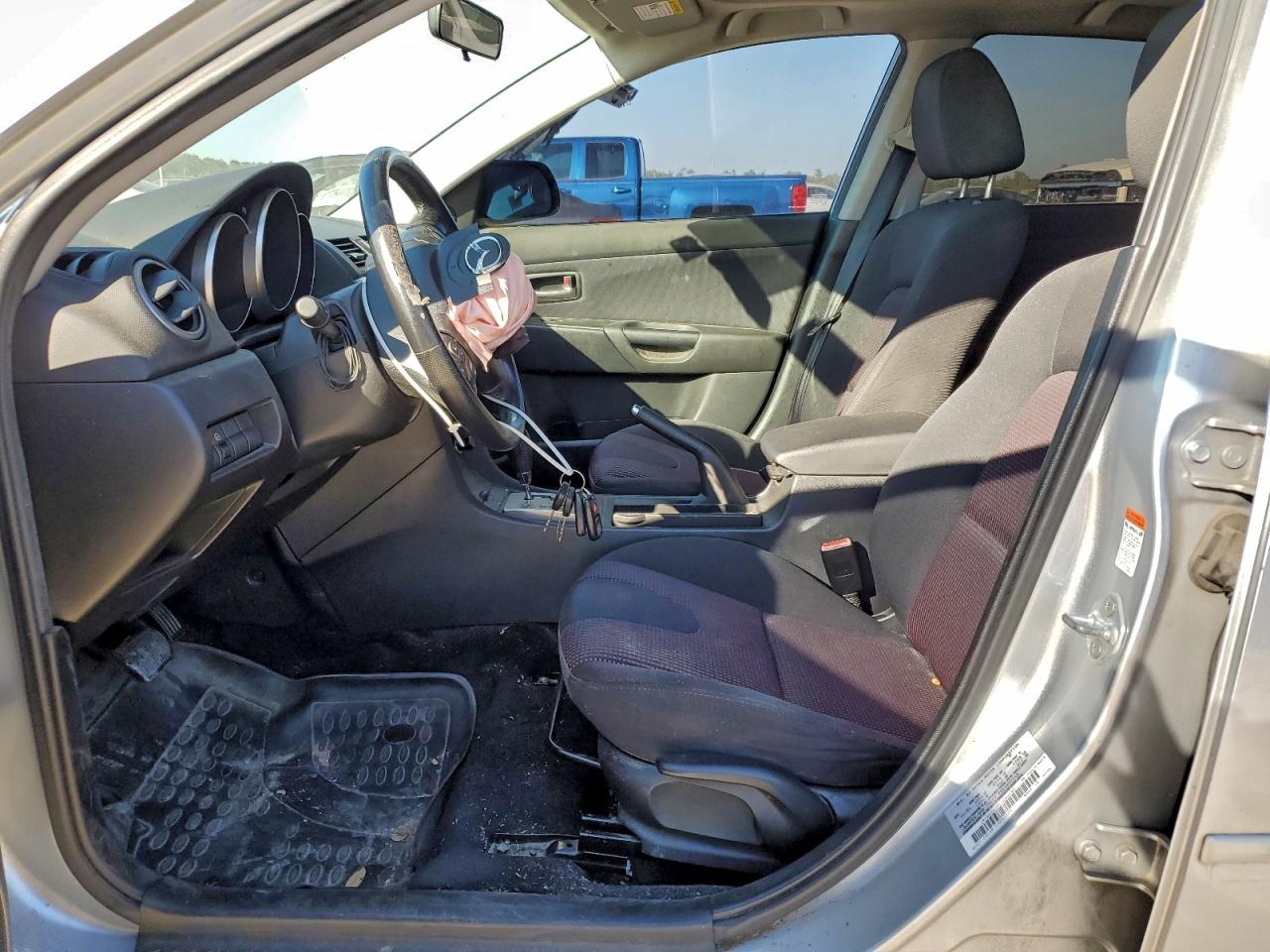 2005 MAZDA 3 HATCHBACK photo 7