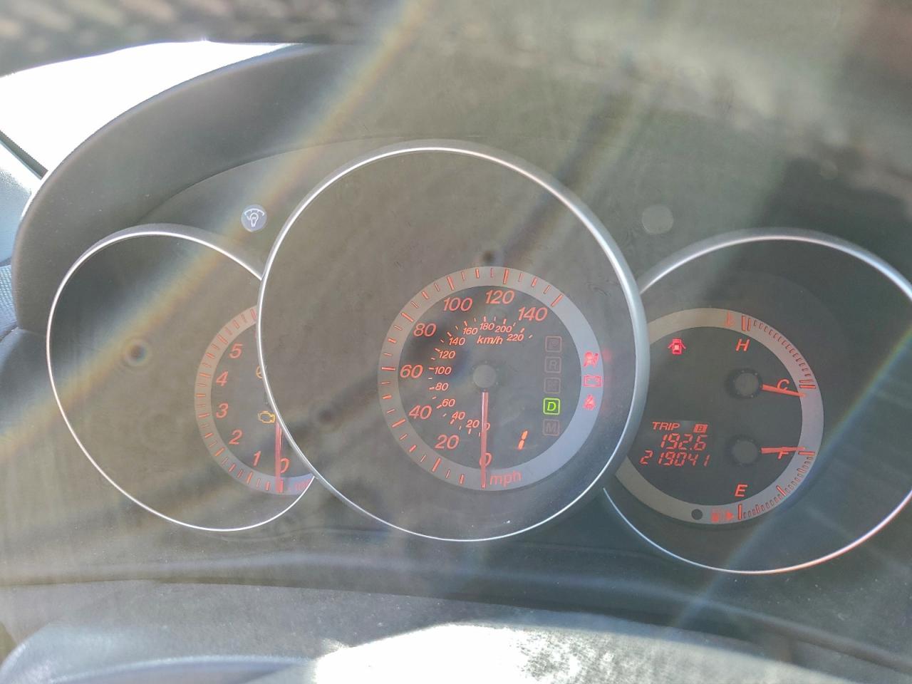 2005 MAZDA 3 HATCHBACK photo 9