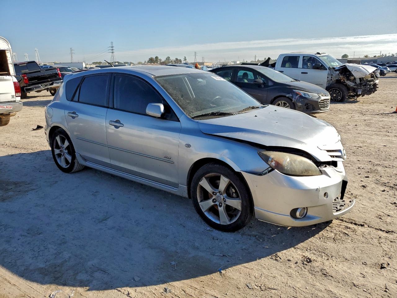2005 MAZDA 3 HATCHBACK photo 4