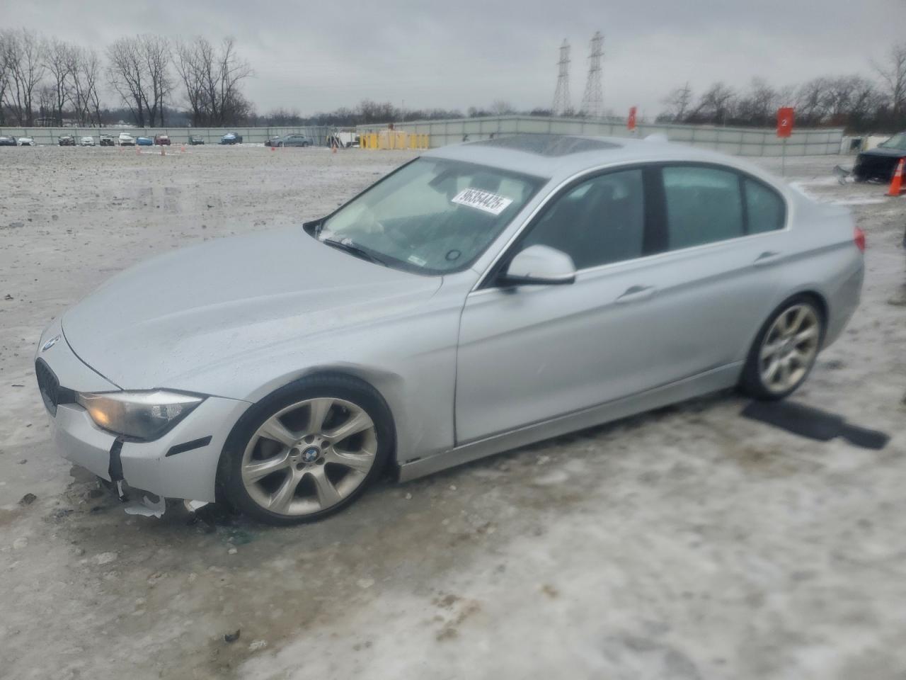 2015 BMW 320