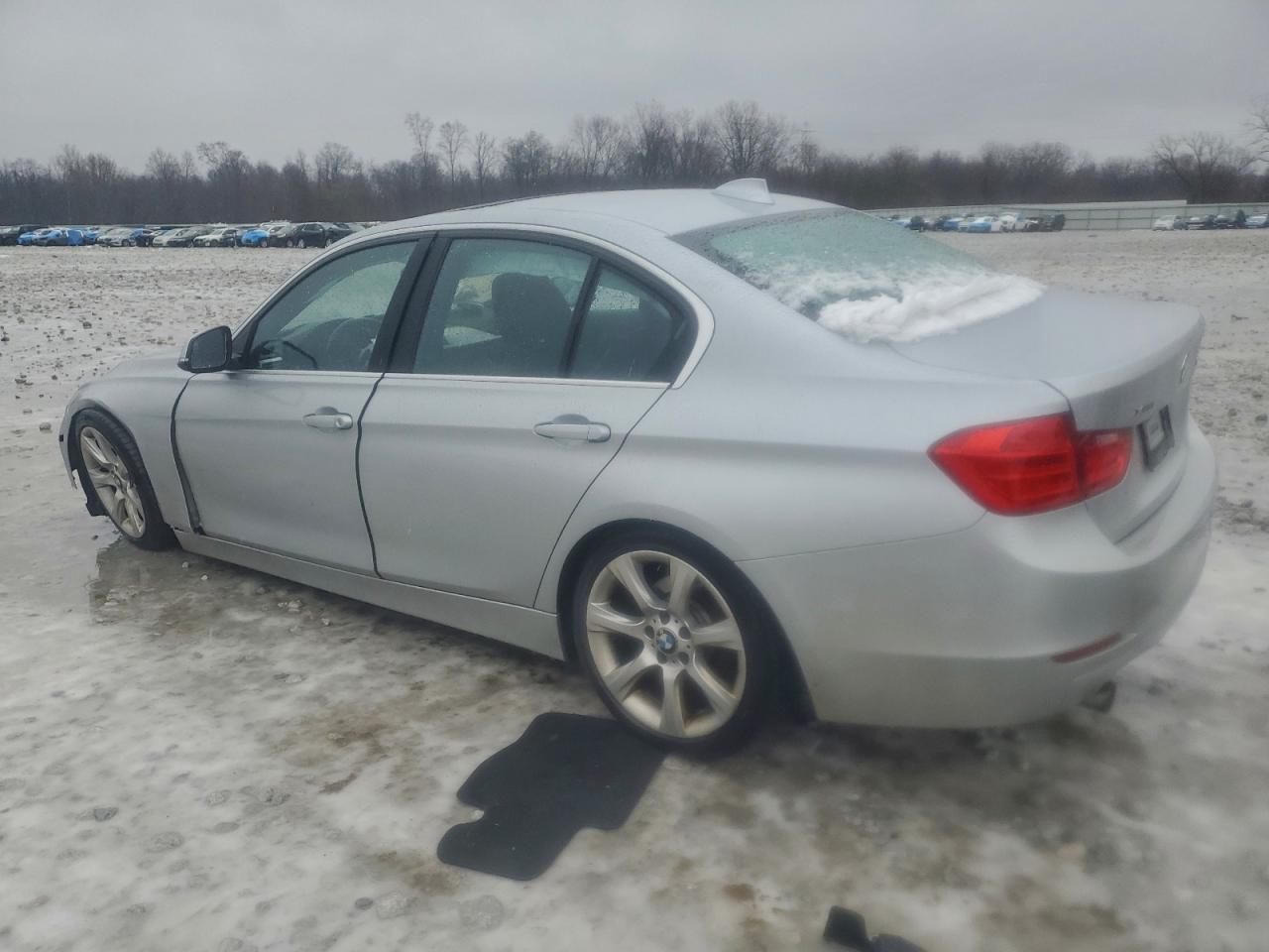 2015 BMW 320 I XDRIVE photo 2