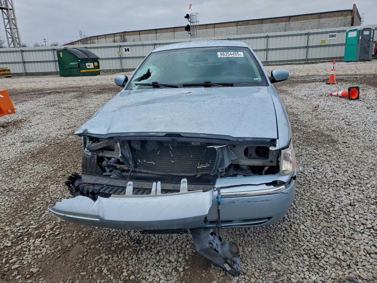 2004 MERCURY GRAND MARQUIS GS photo 5