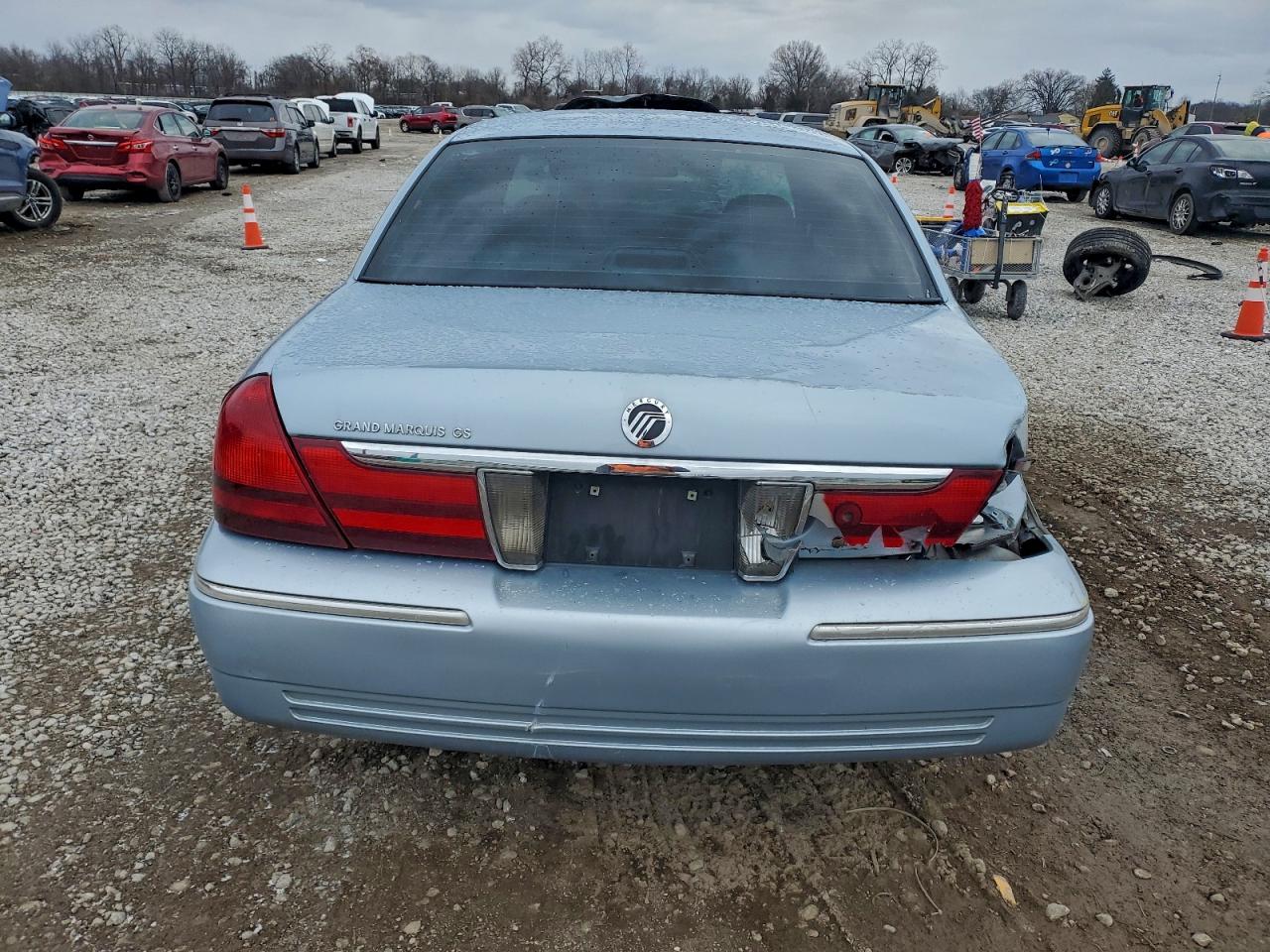 2004 MERCURY GRAND MARQUIS GS photo 6