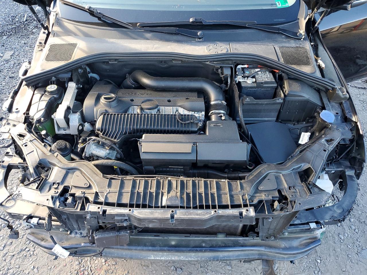 2015 VOLVO S60 PLATINUM photo 11