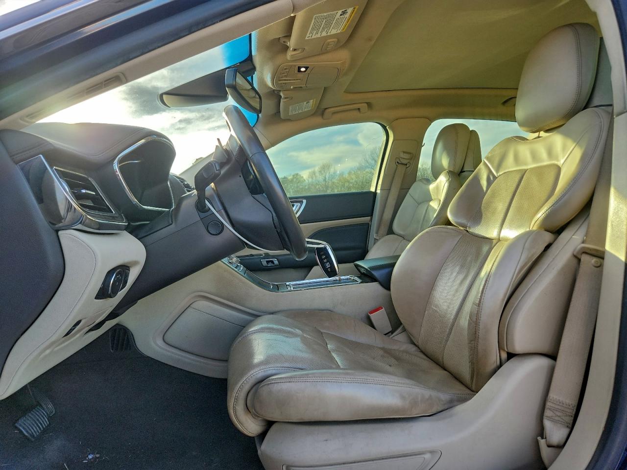 2017 LINCOLN CONTINENTAL RESERVE photo 7