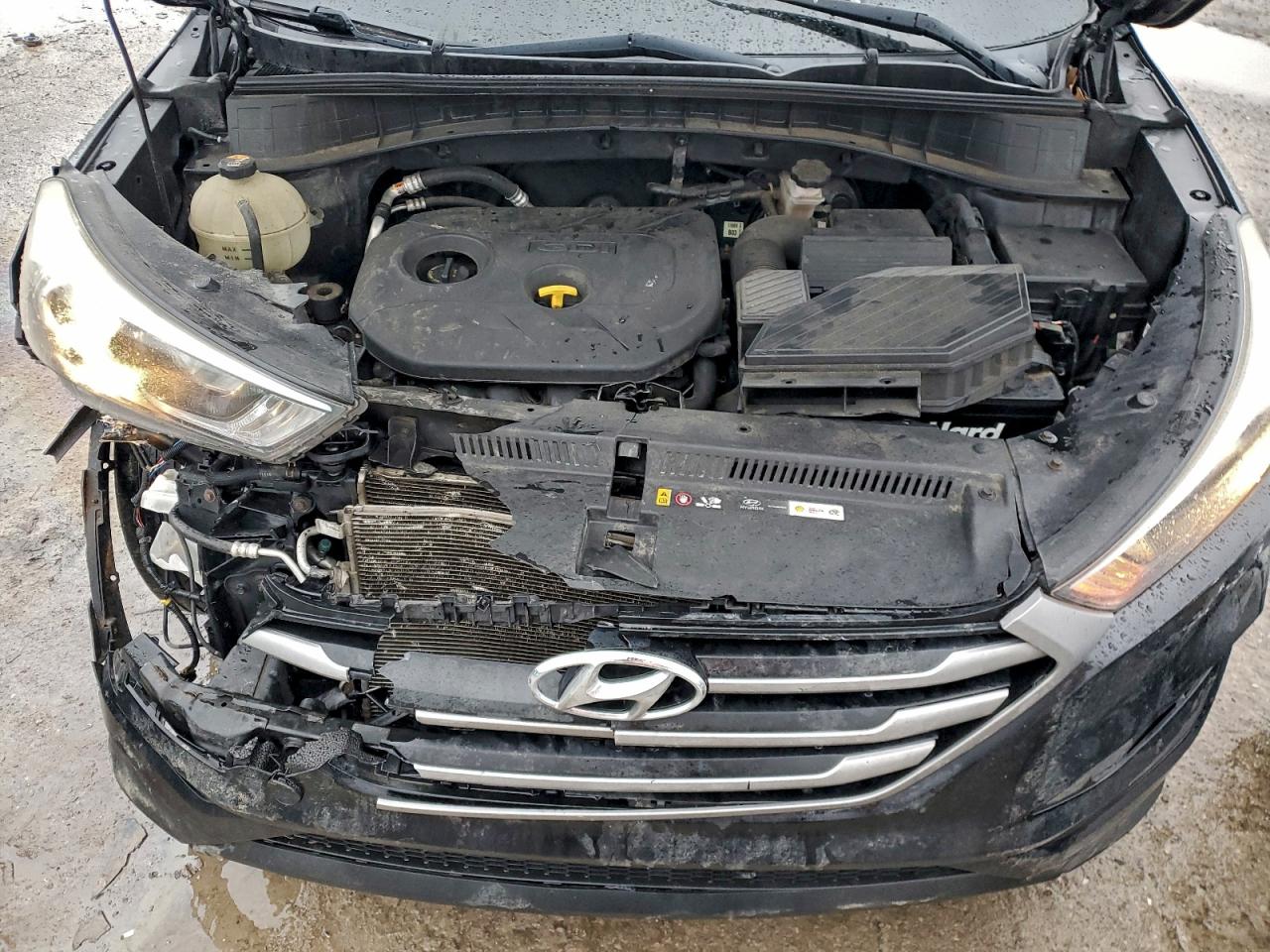 2018 HYUNDAI TUCSON SE photo 12