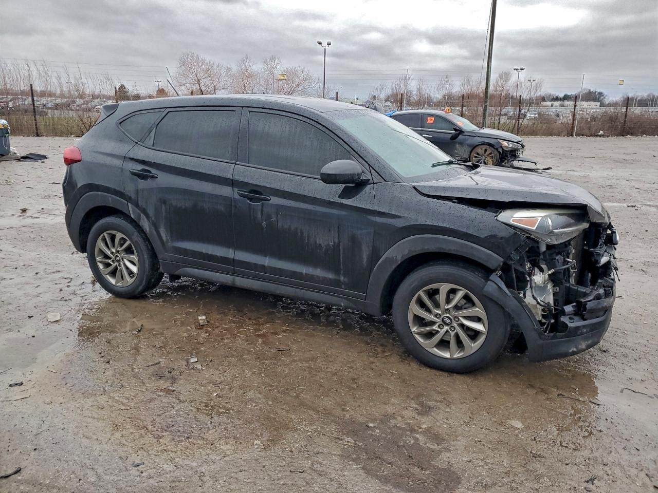 2018 HYUNDAI TUCSON SE photo 4