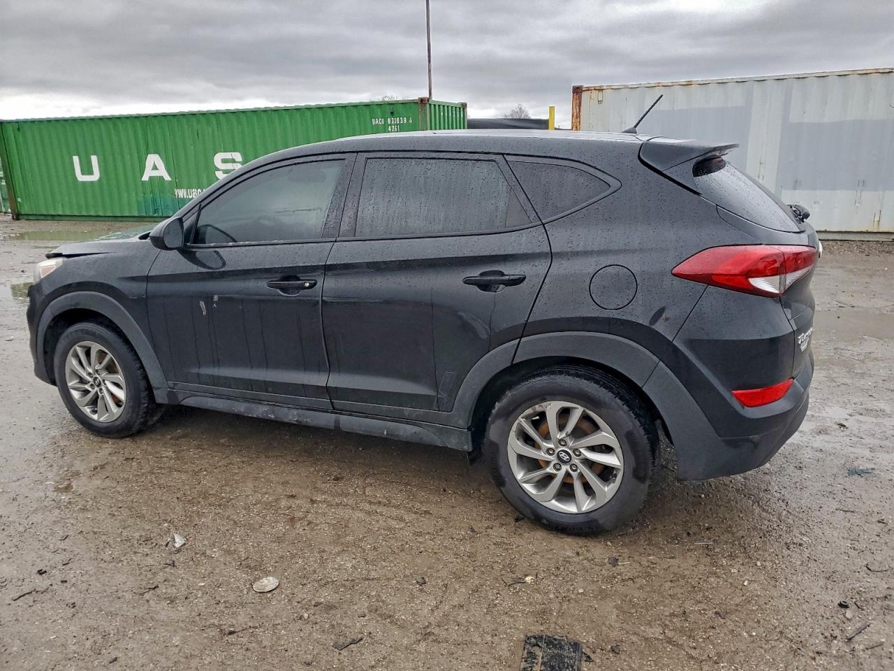 2018 HYUNDAI TUCSON SE photo 2