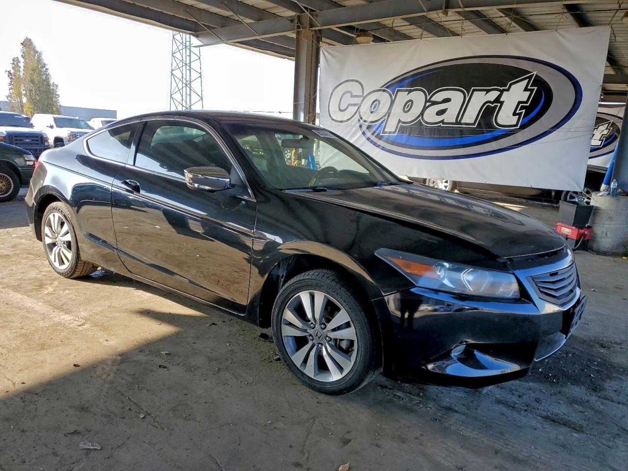 2009 HONDA ACCORD LX photo 4