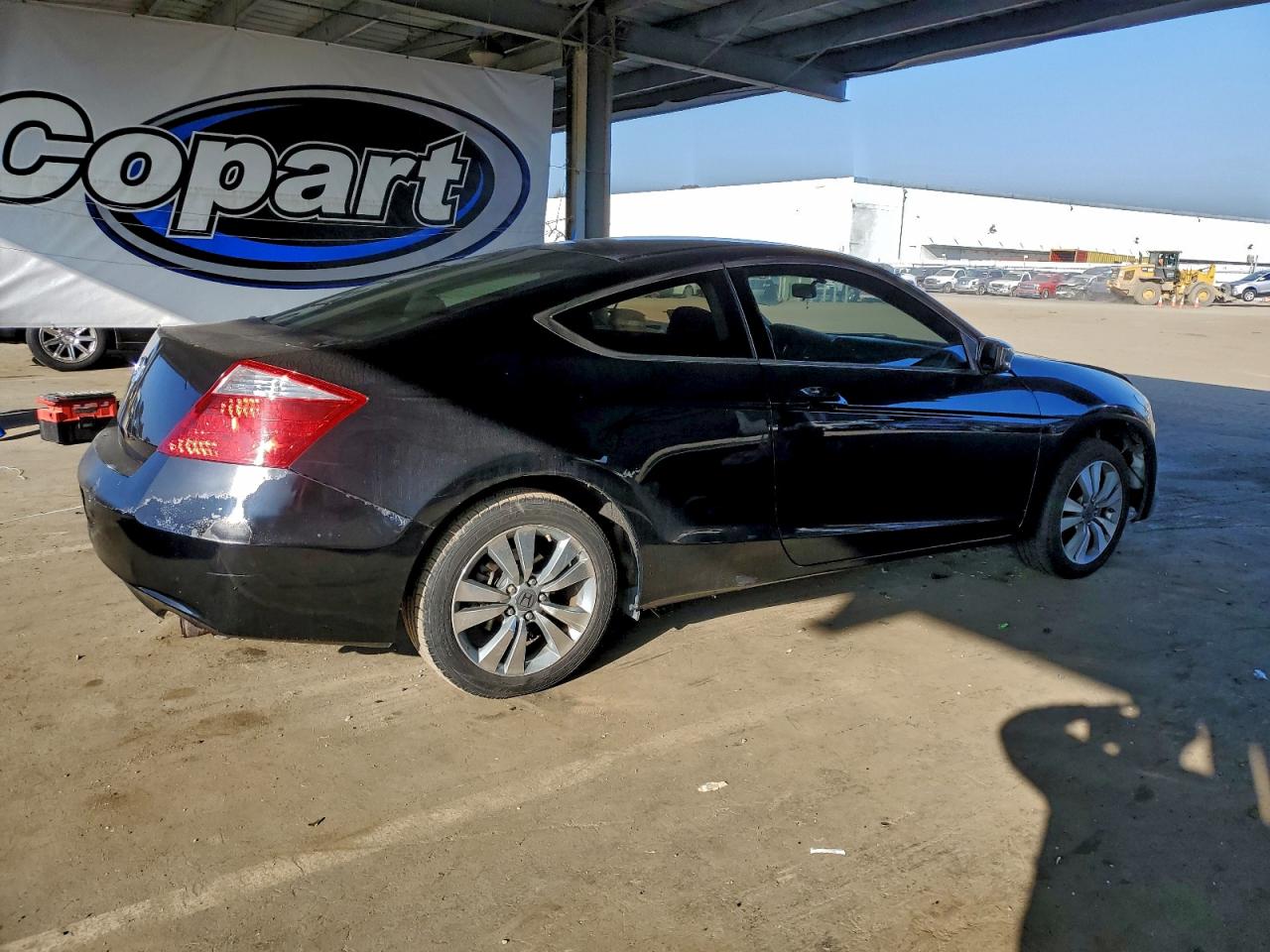 2009 HONDA ACCORD LX photo 3