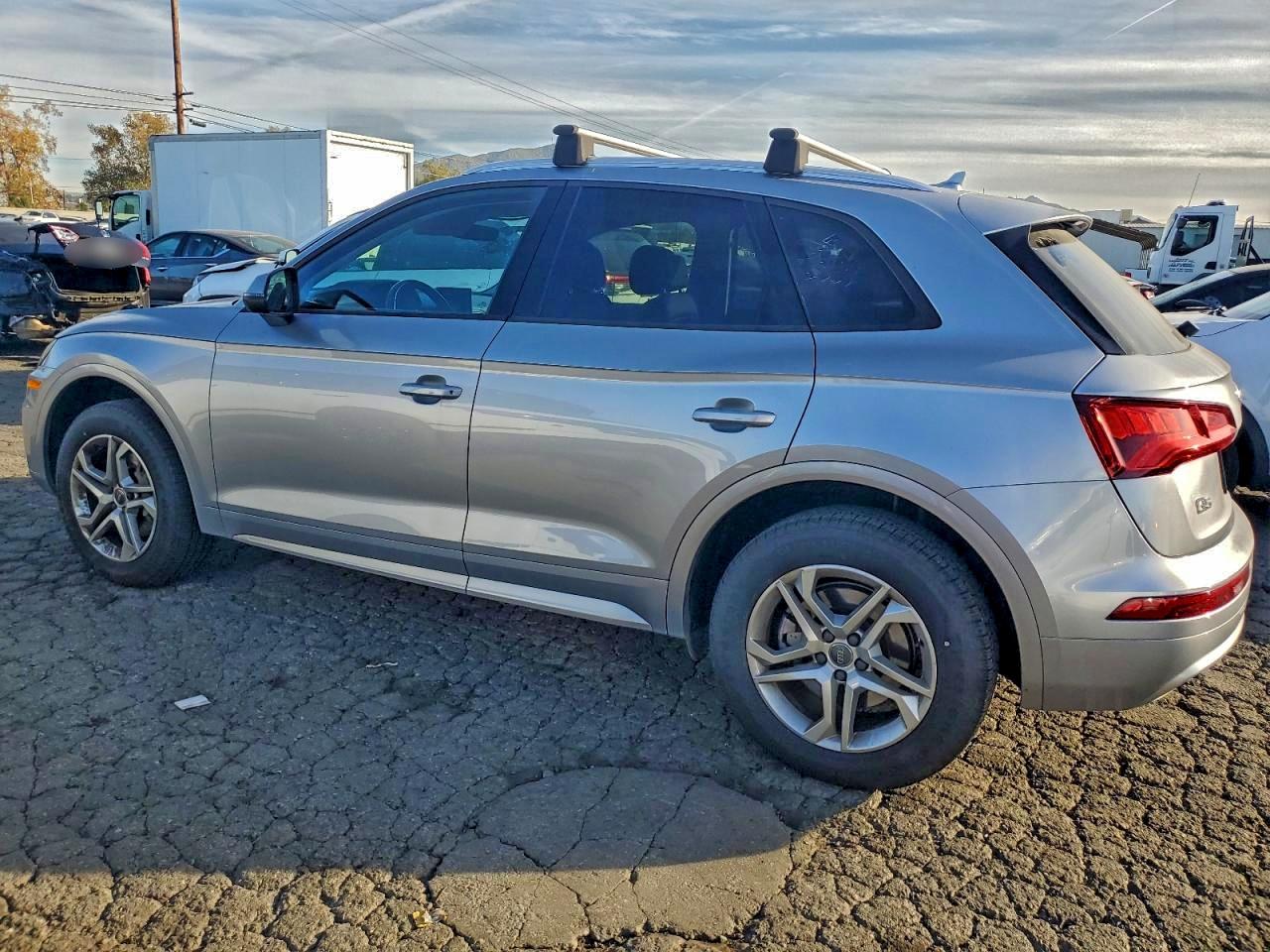 2018 AUDI Q5 PREMIUM photo 3