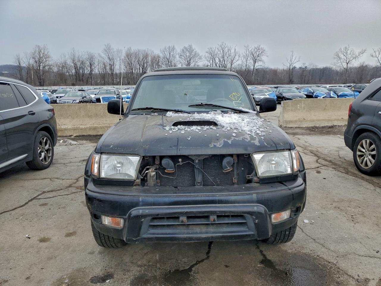 2001 TOYOTA 4RUNNER SR5 photo 5