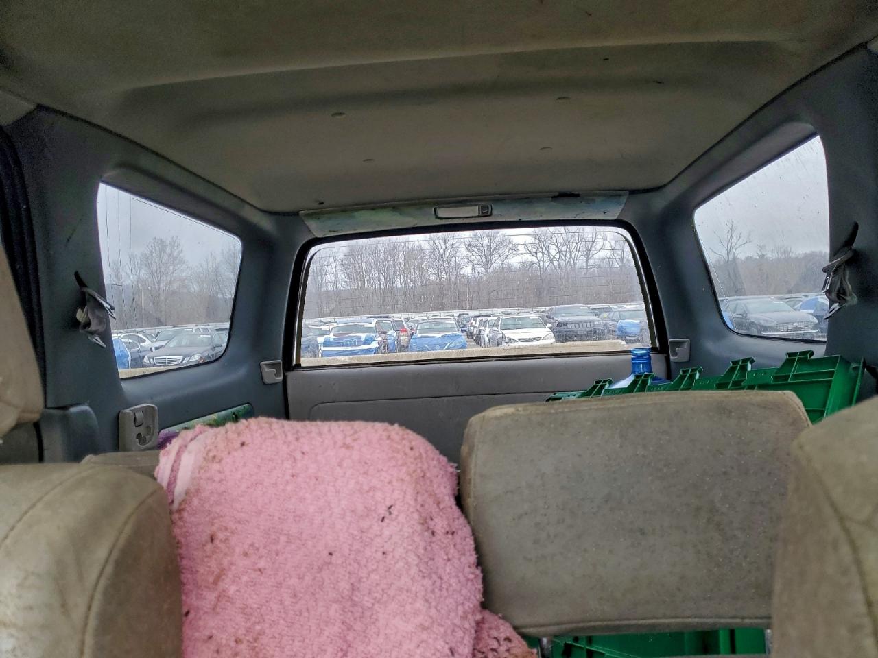 2001 TOYOTA 4RUNNER SR5 photo 10