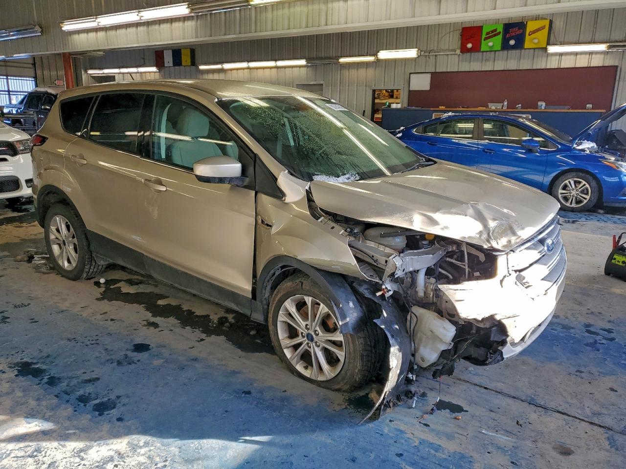 2017 FORD ESCAPE SE photo 10