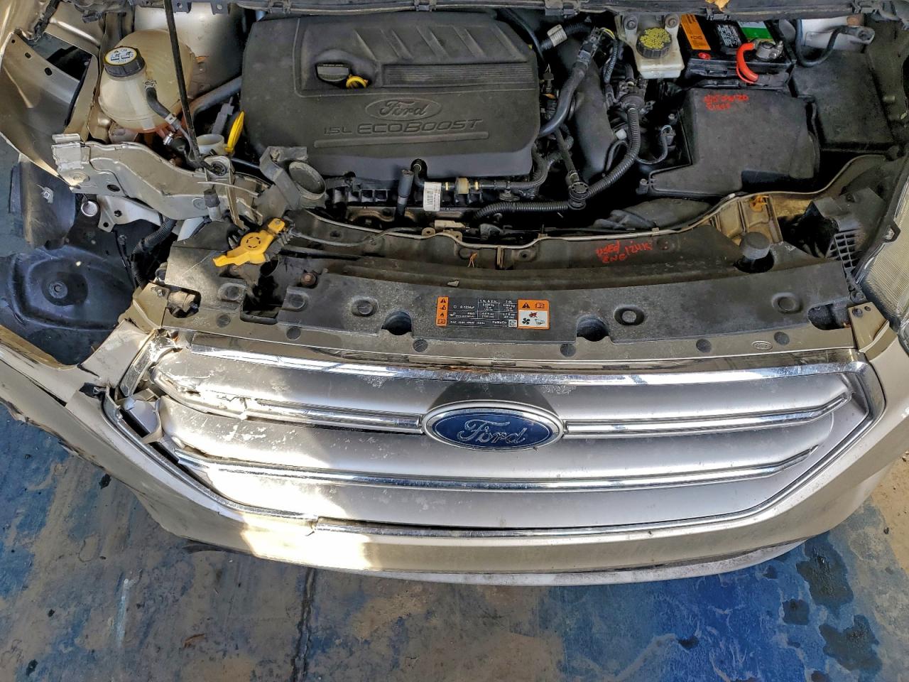 2017 FORD ESCAPE SE photo 34