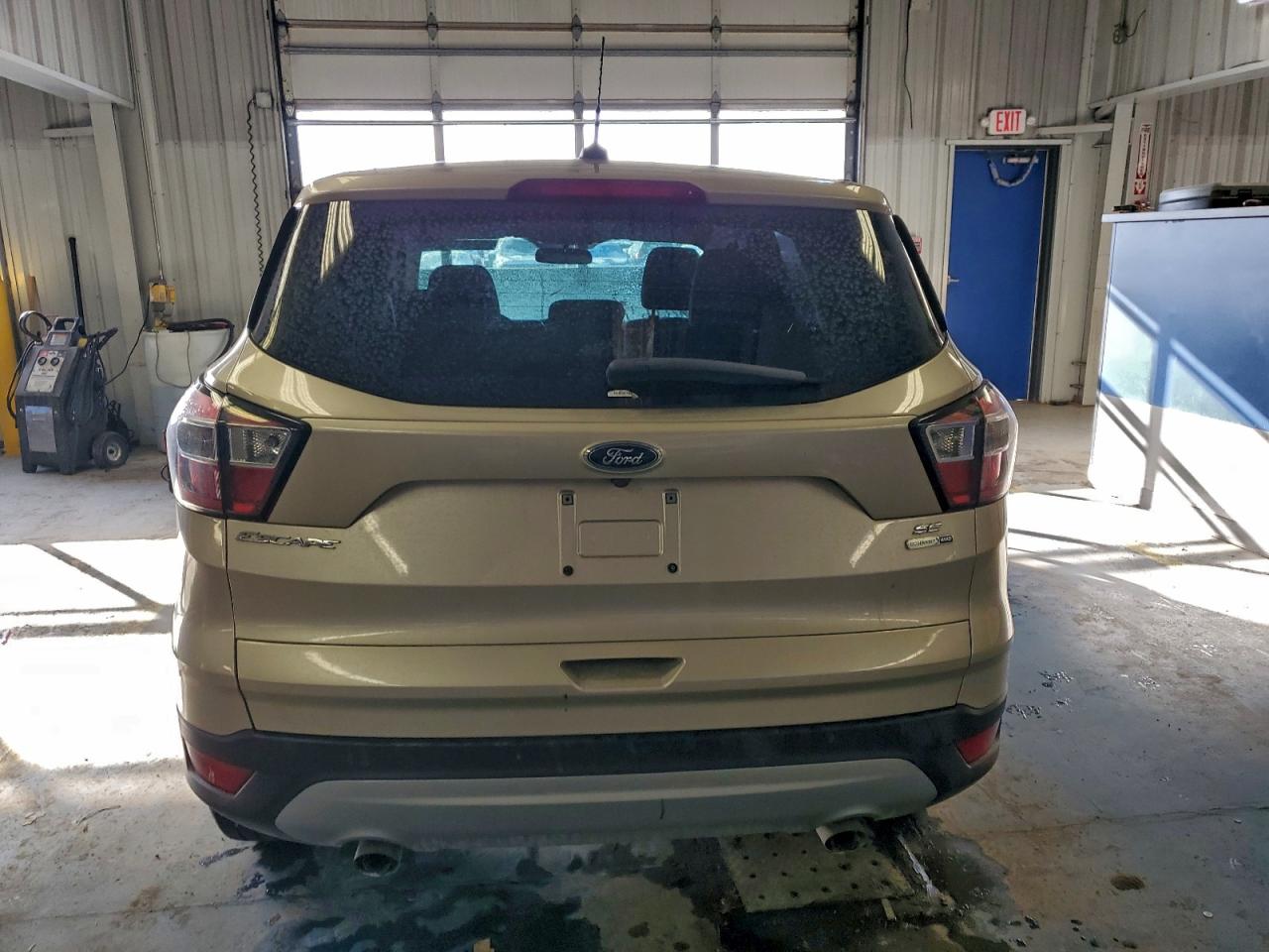 2017 FORD ESCAPE SE photo 16