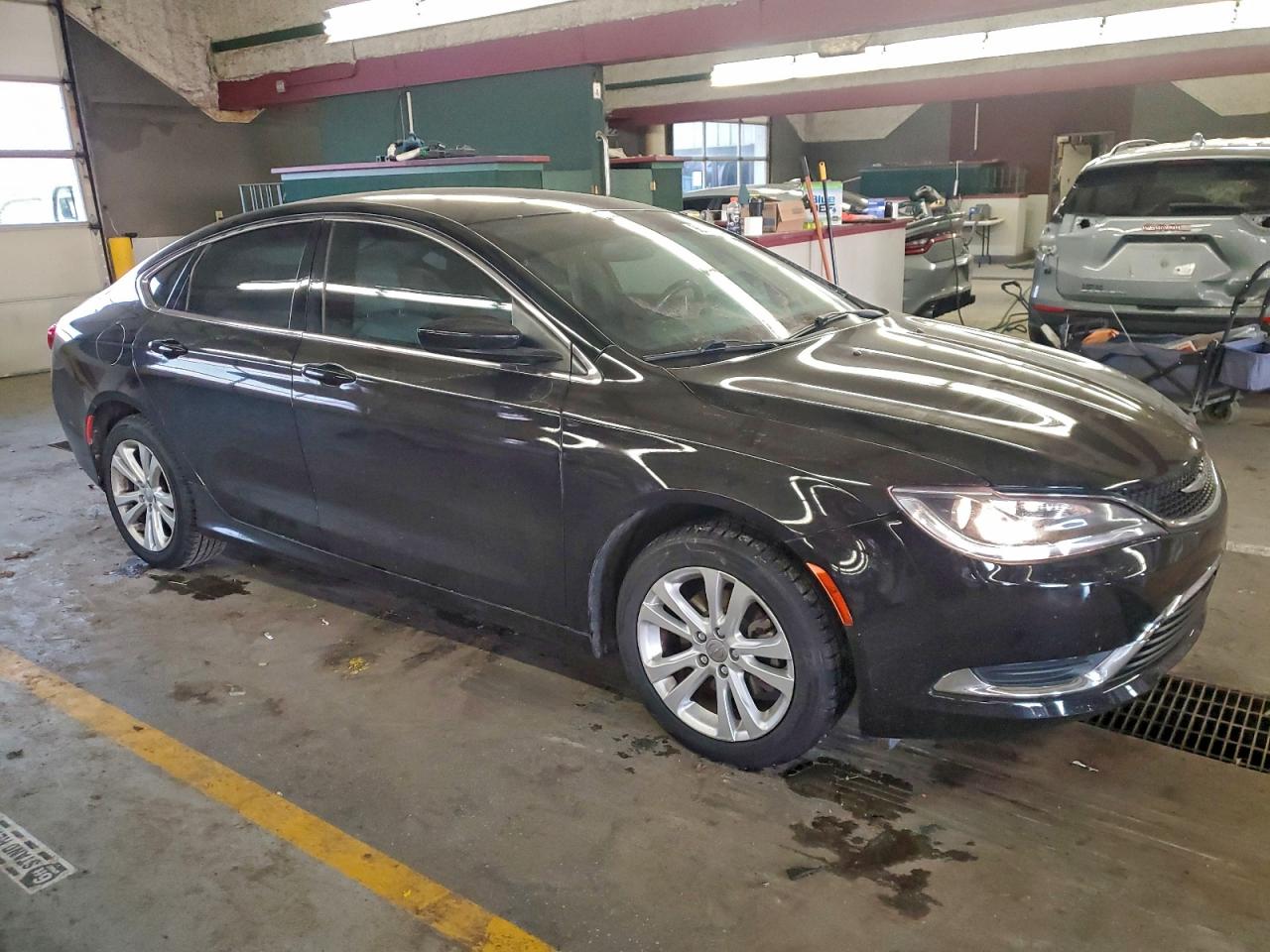 2015 CHRYSLER 200 LIMITED photo 4
