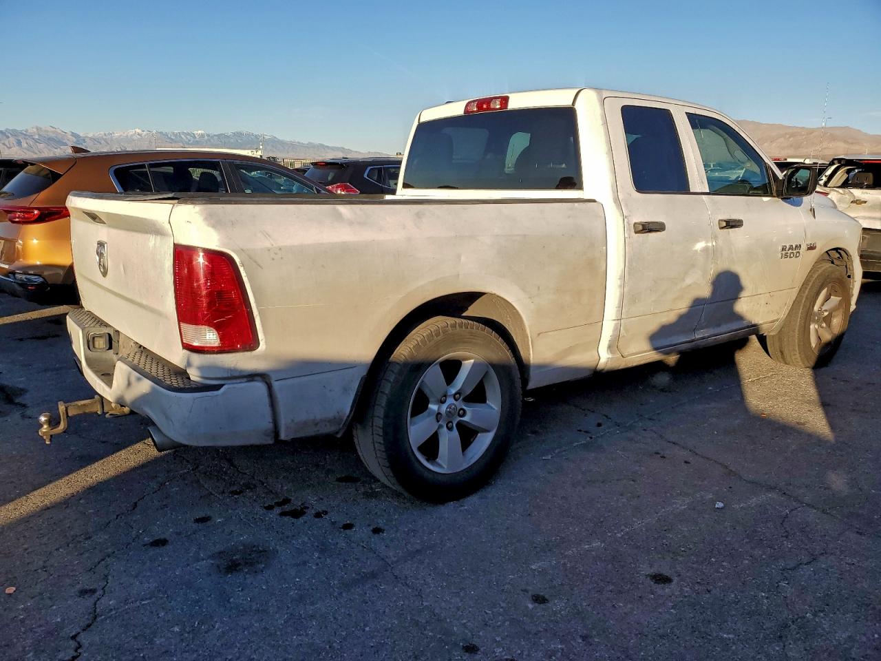 2016 RAM 1500 ST photo 3