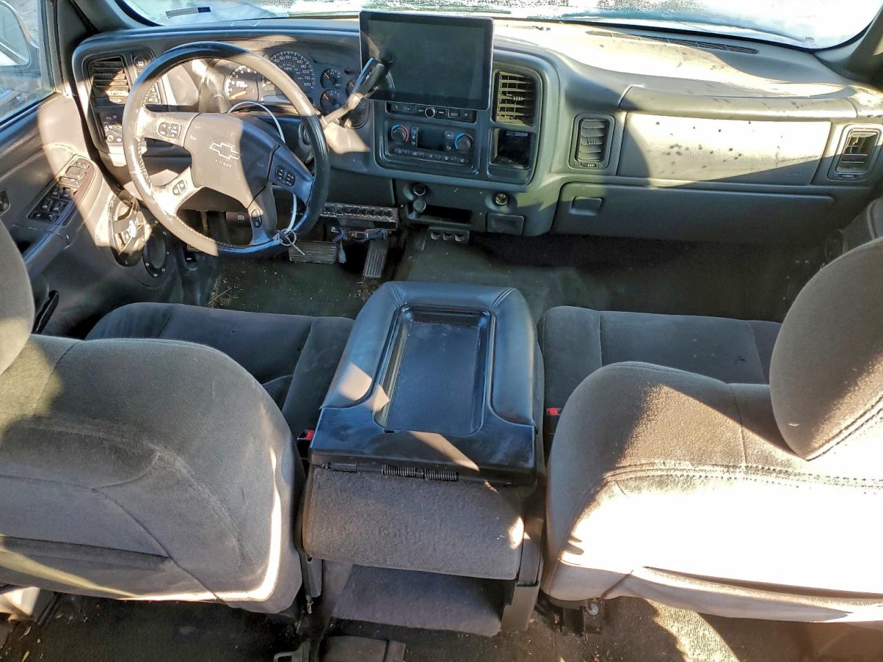 2005 CHEVROLET SILVERADO K1500 photo 8