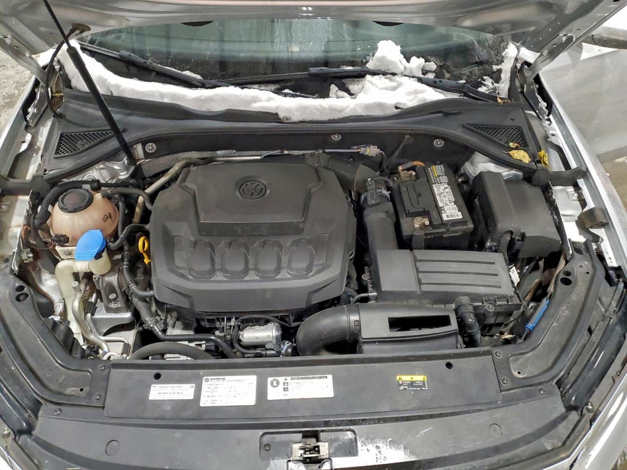 2018 VOLKSWAGEN PASSAT S photo 11