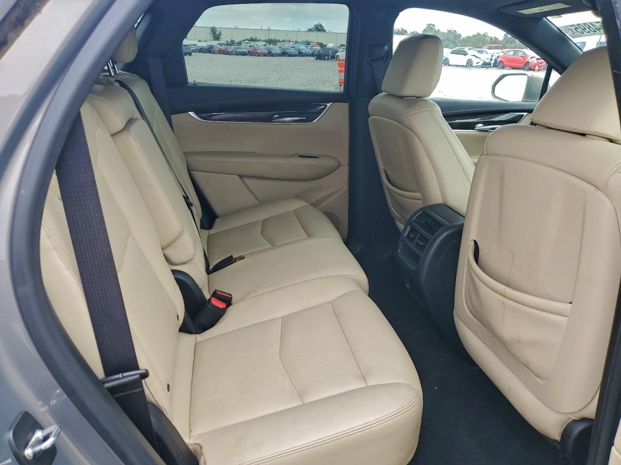 2017 CADILLAC XT5 photo 11