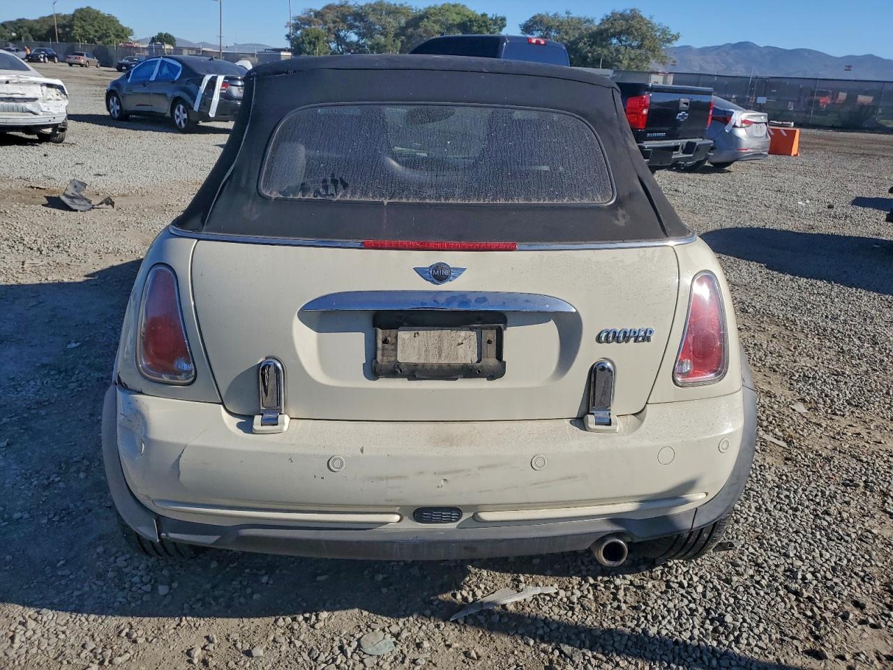 2006 MINI COOPER photo 6
