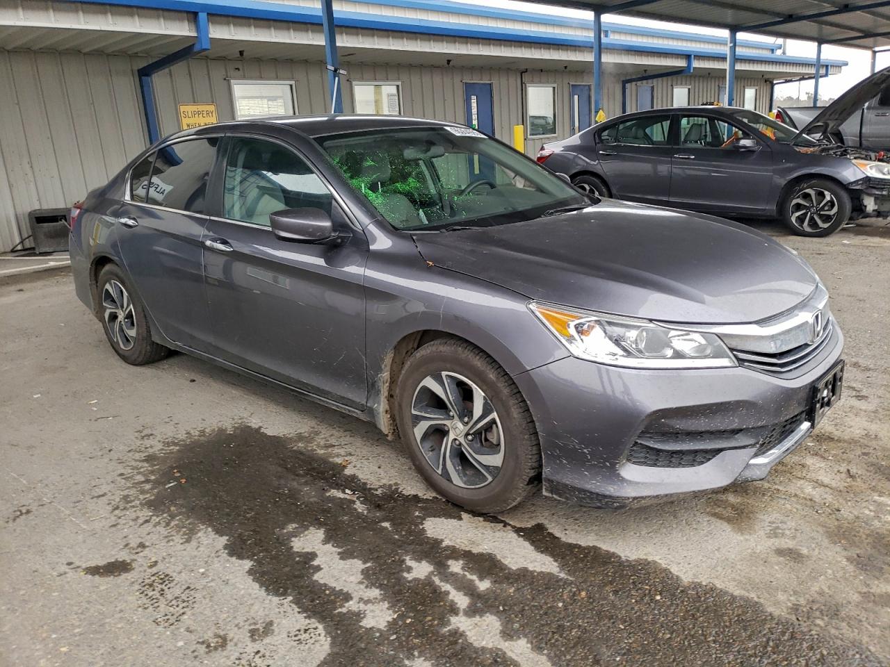 2017 HONDA ACCORD LX photo 4