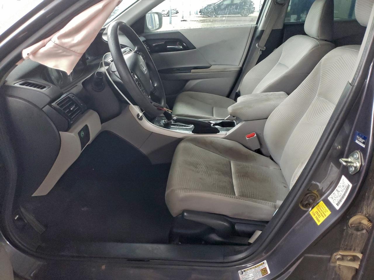 2017 HONDA ACCORD LX photo 7