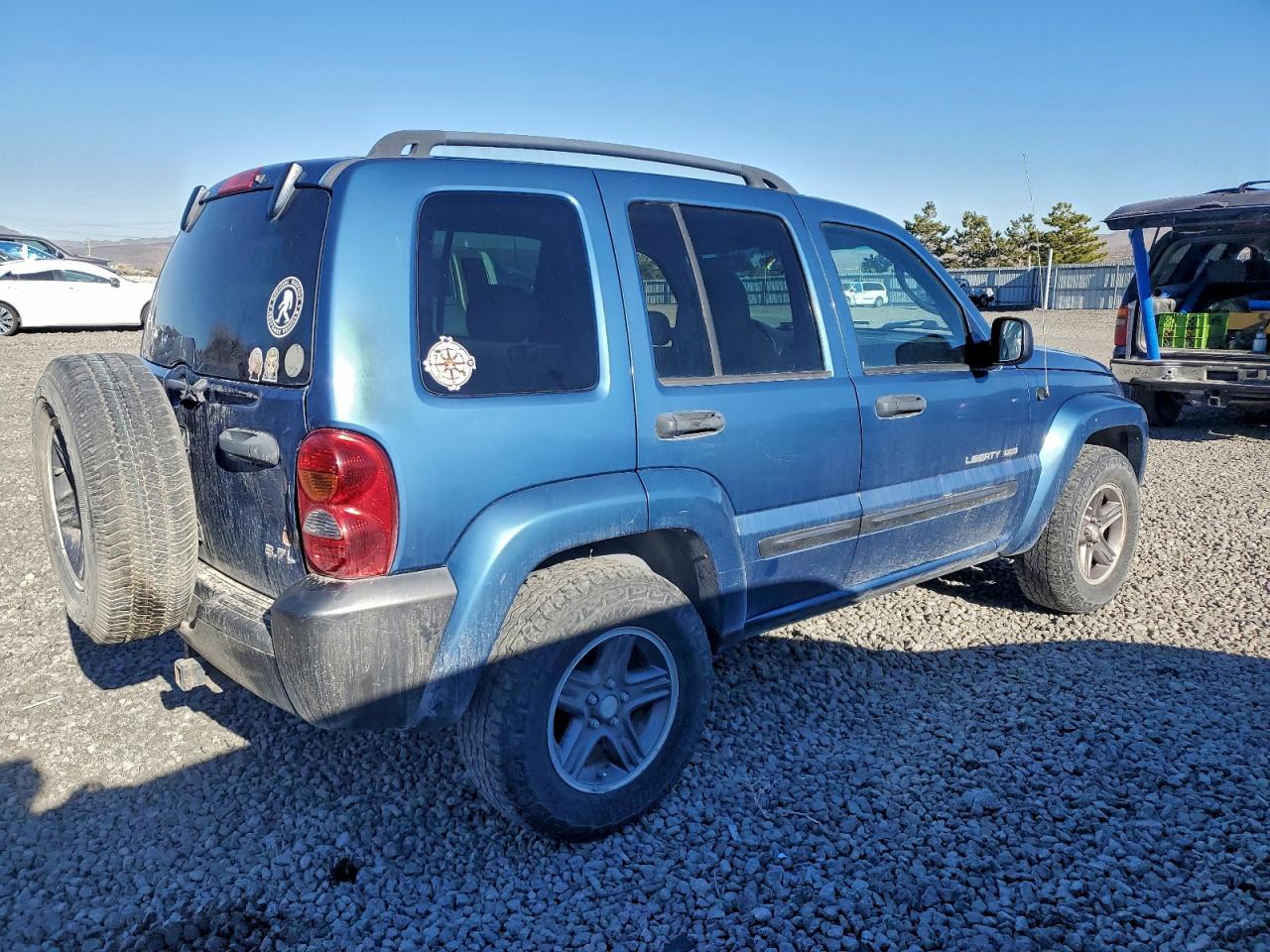 2004 JEEP LIBERTY SPORT photo 3