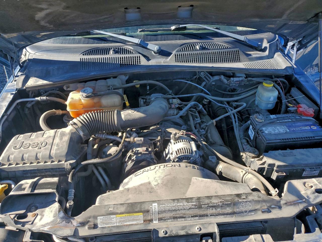 2004 JEEP LIBERTY SPORT photo 12