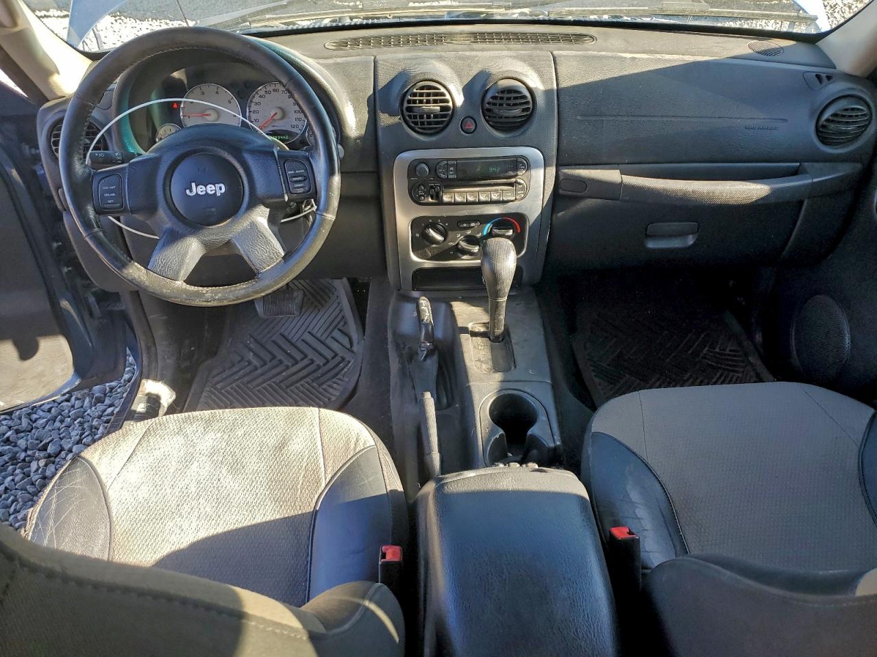 2004 JEEP LIBERTY SPORT photo 8