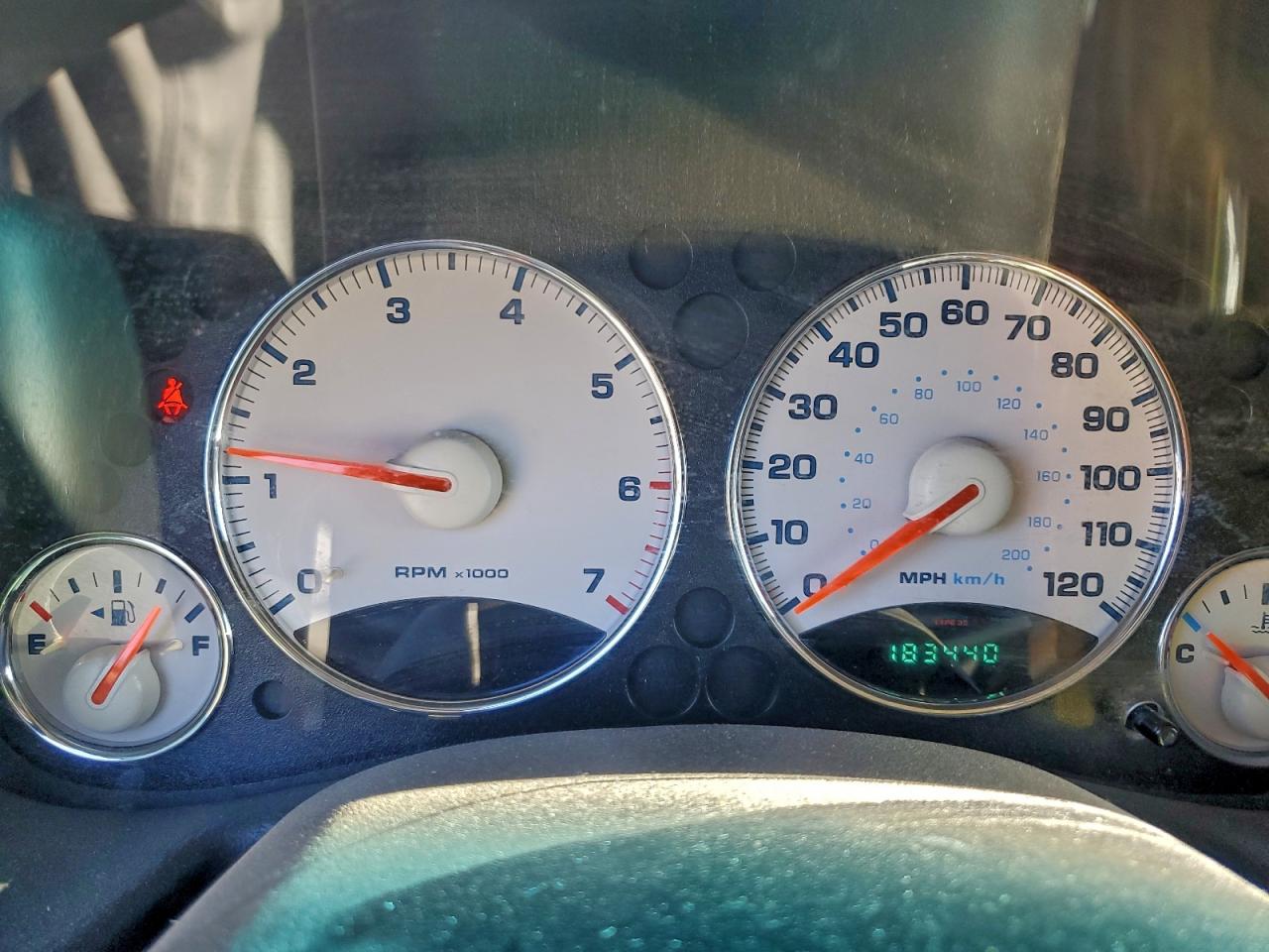 2004 JEEP LIBERTY SPORT photo 9