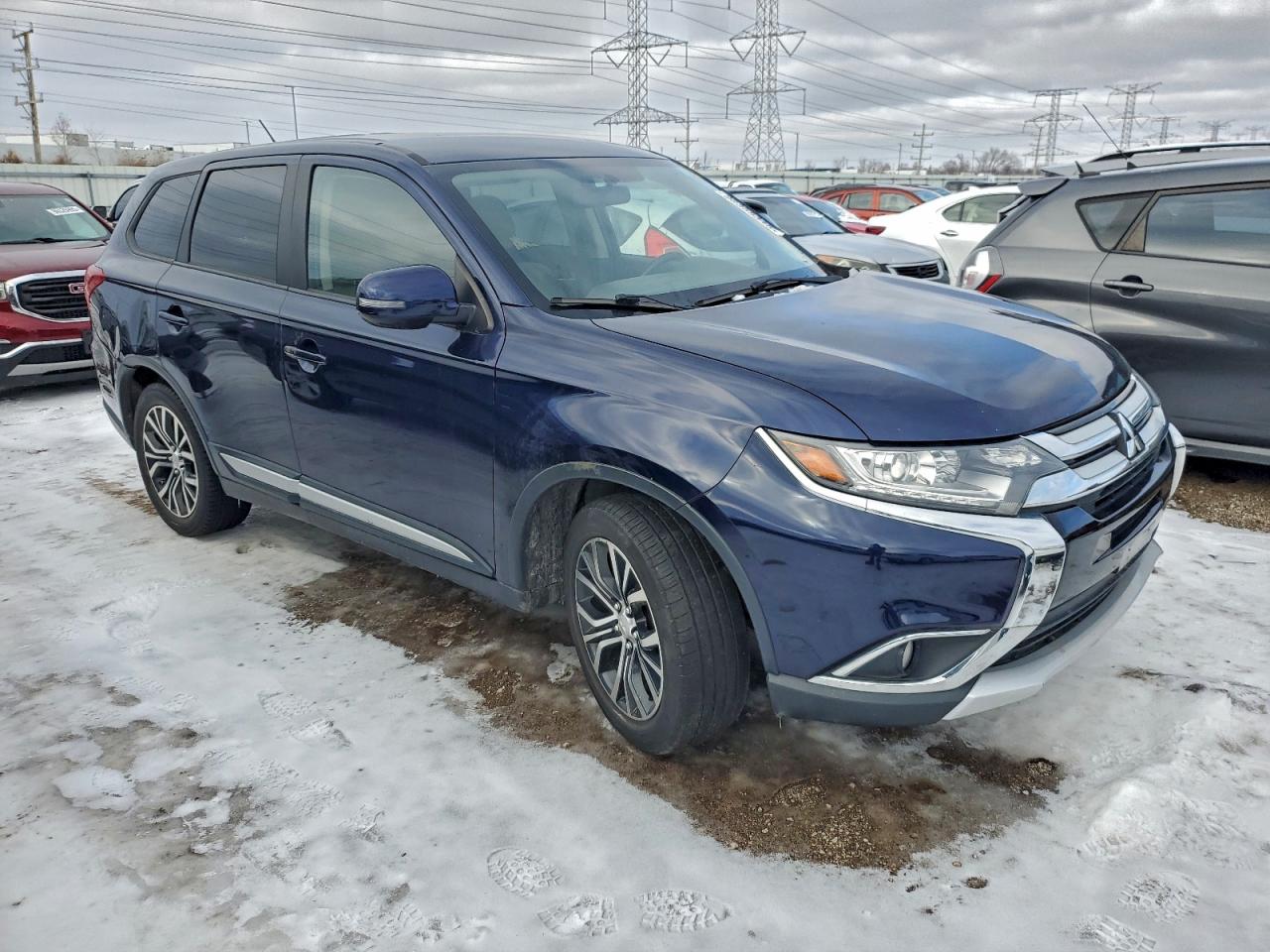 2016 MITSUBISHI OUTLANDER SE photo 4