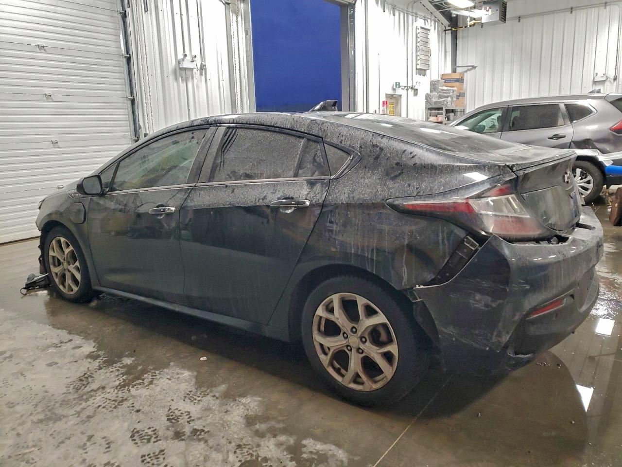 2017 CHEVROLET VOLT PREMIER photo 2