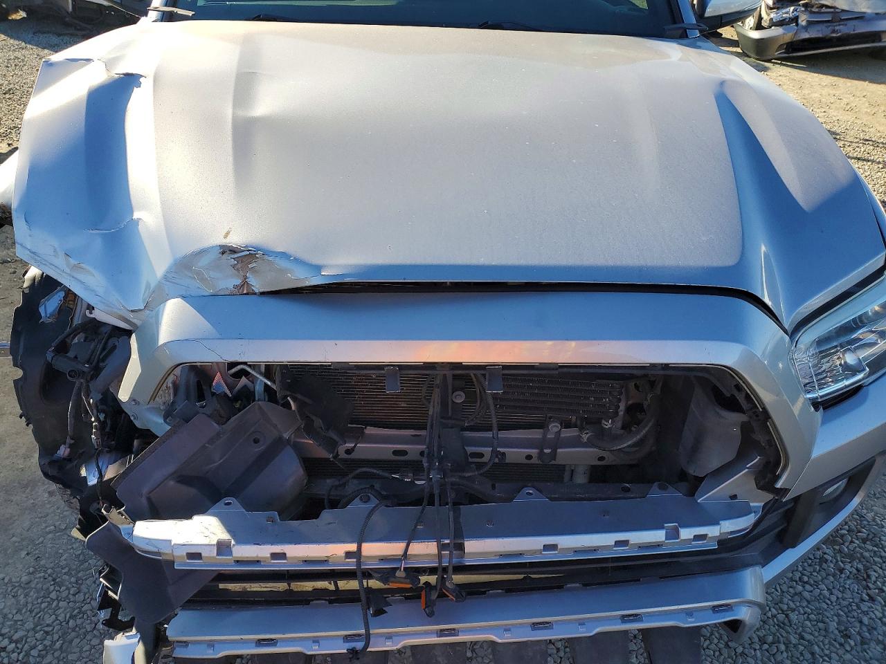 2017 TOYOTA TACOMA DOUBLE CAB photo 11