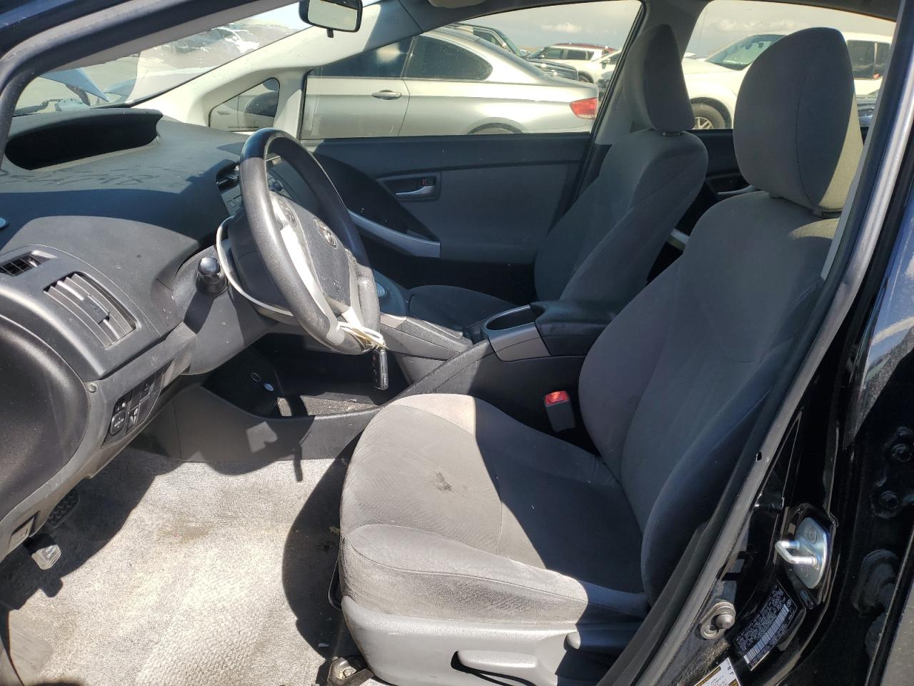 2013 TOYOTA PRIUS photo 13