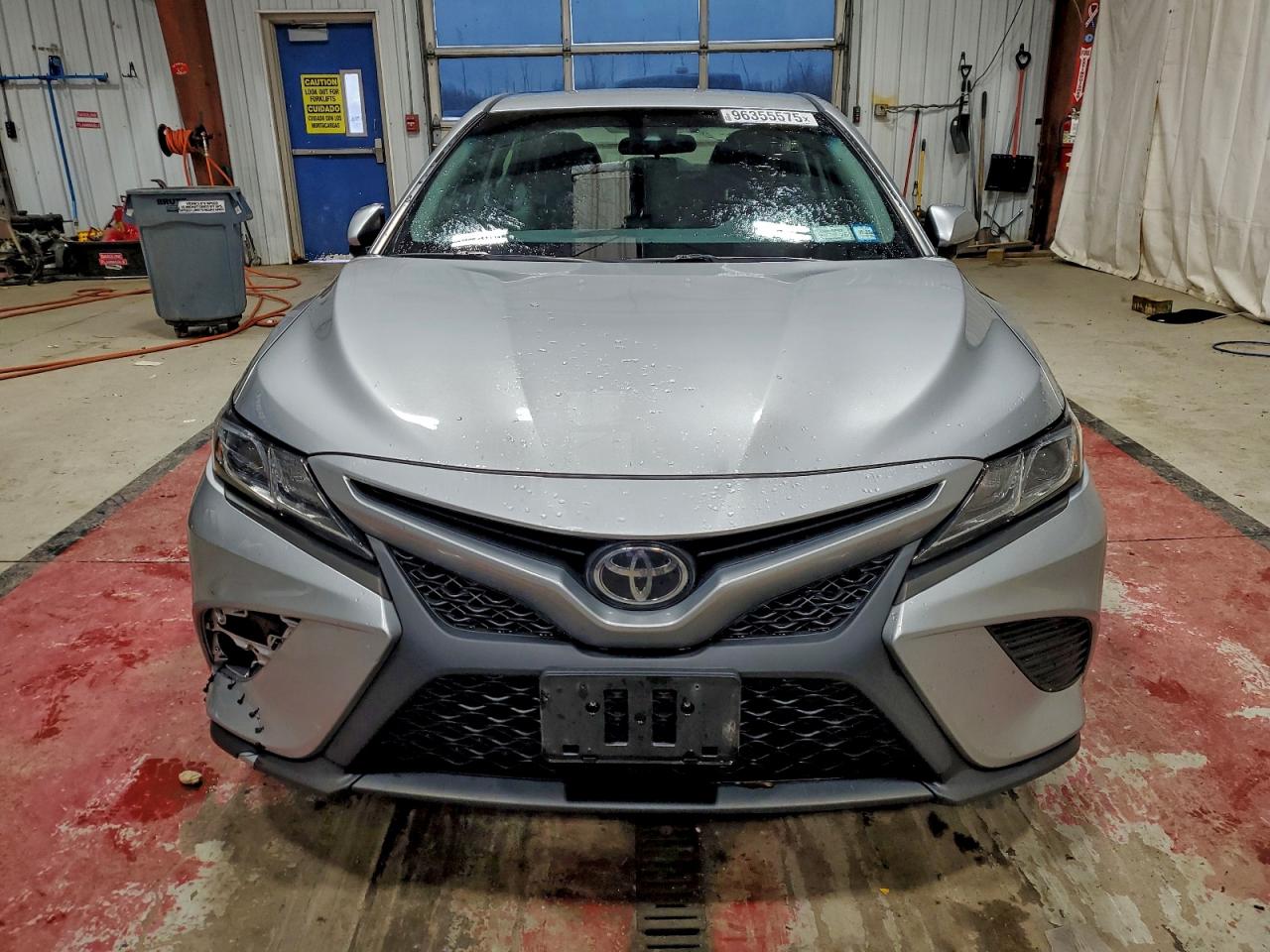 2018 TOYOTA CAMRY L photo 5
