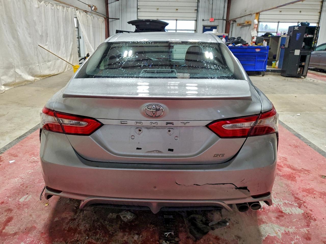 2018 TOYOTA CAMRY L photo 6