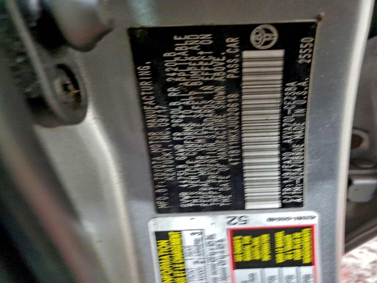 2018 TOYOTA CAMRY L photo 12
