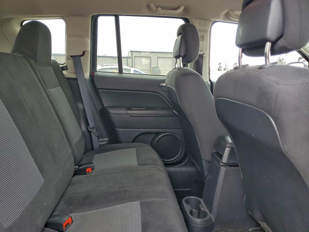 2016 JEEP COMPASS SPORT photo 11