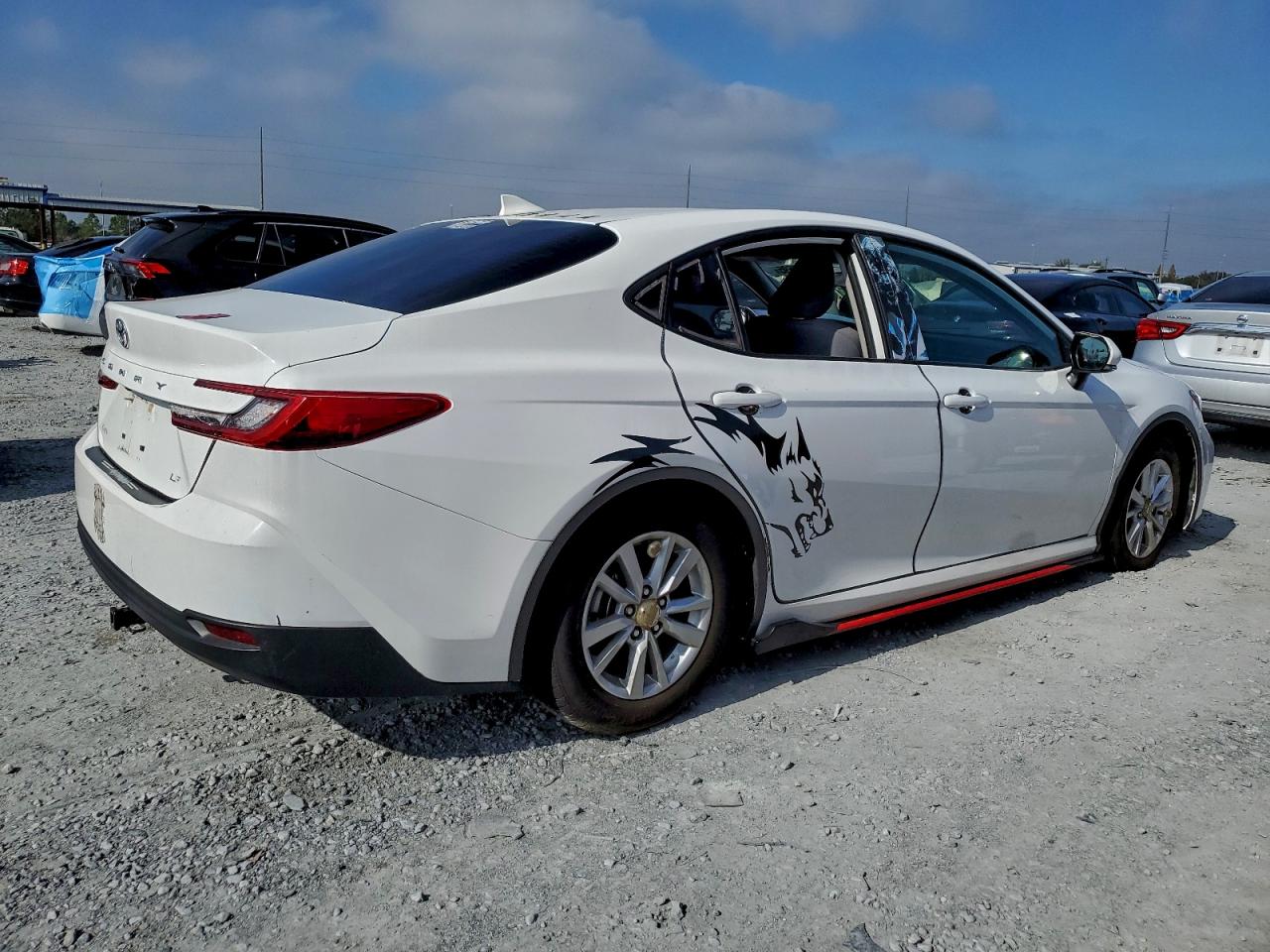 2025 TOYOTA CAMRY XSE photo 3