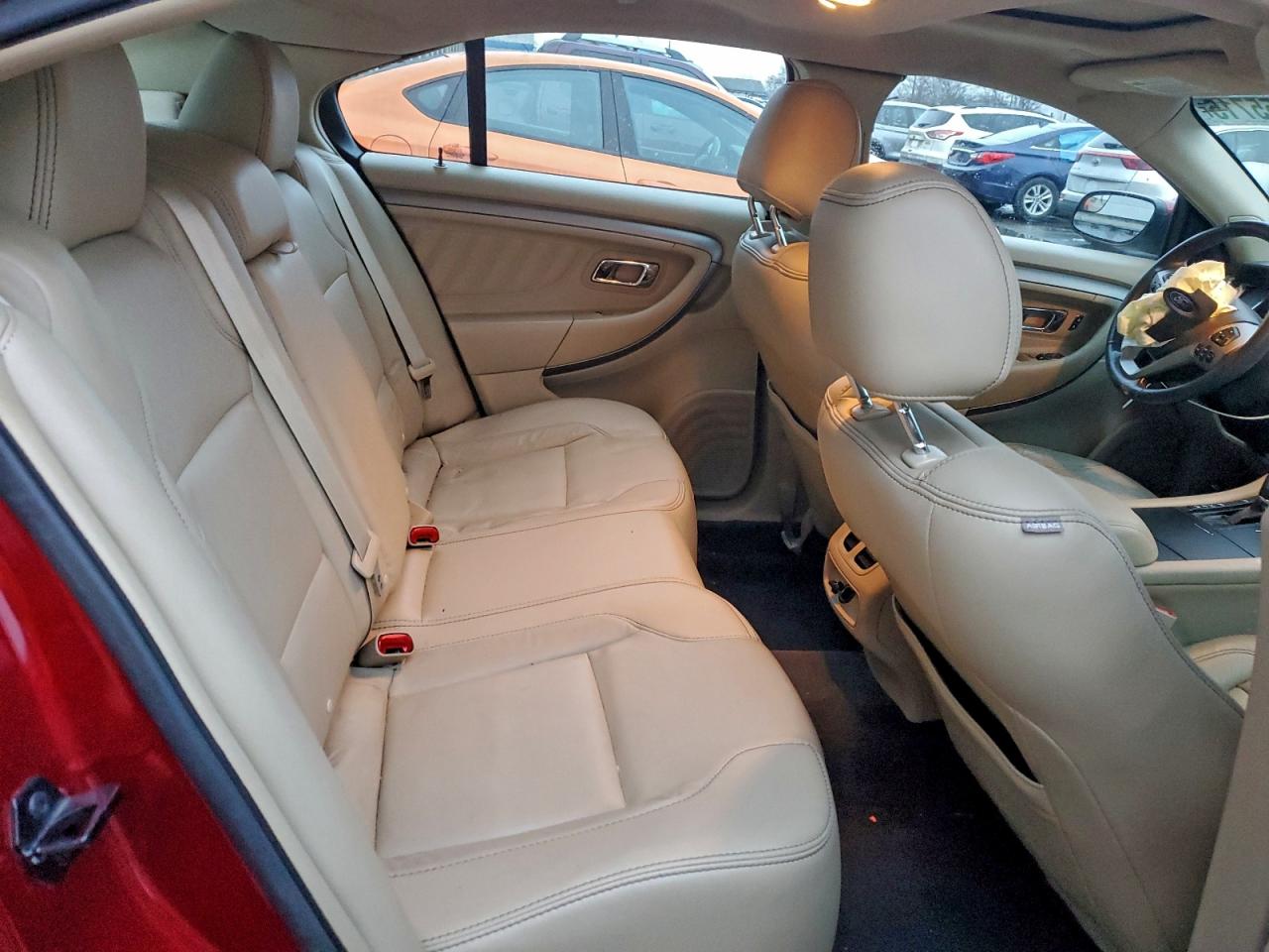 2014 FORD TAURUS SEL photo 10